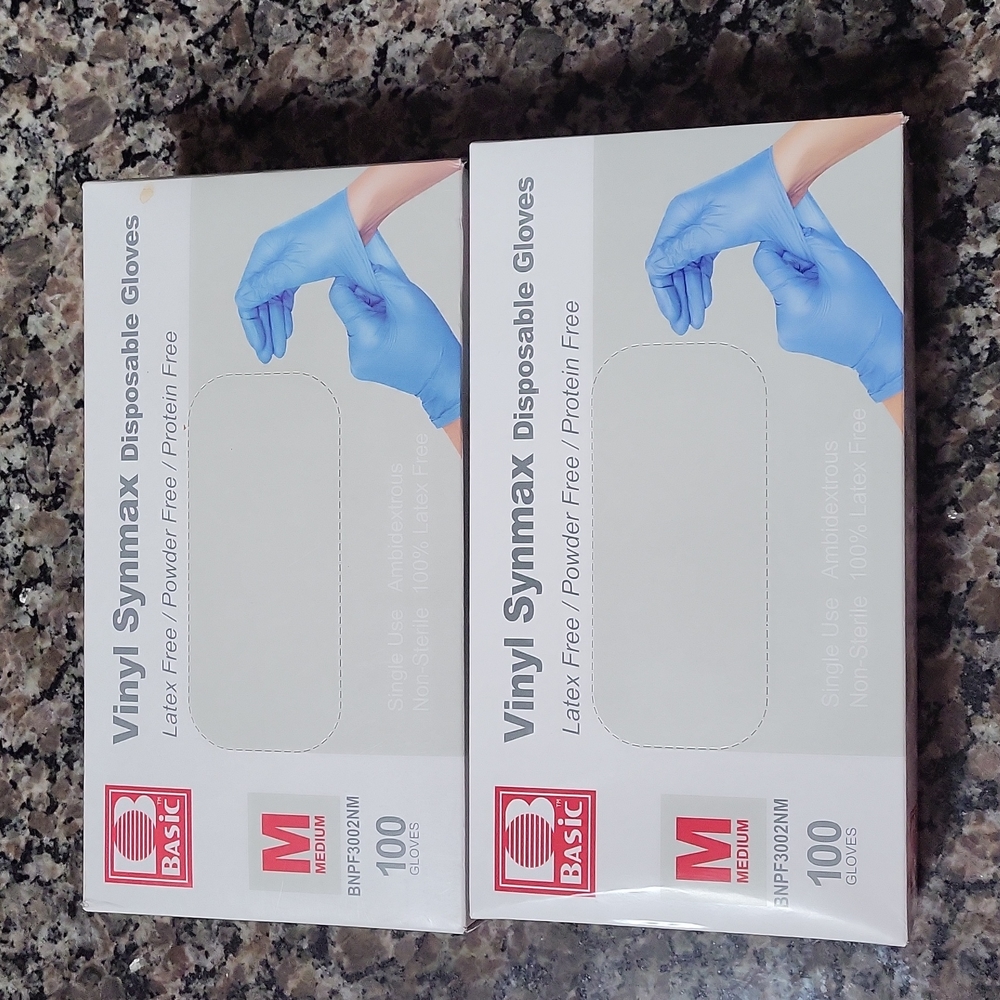 Basic Vinyl Synmax disposable Exam Gloves size medium 7 1/2-8" latex free lot 2